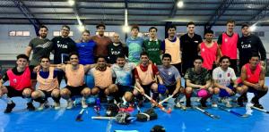 EL PRESELECCIONADO DE HOCKEY PISTA CONCENTRA EN USHUAIA DE CARA AL MUNDIAL INDOOR 2025 